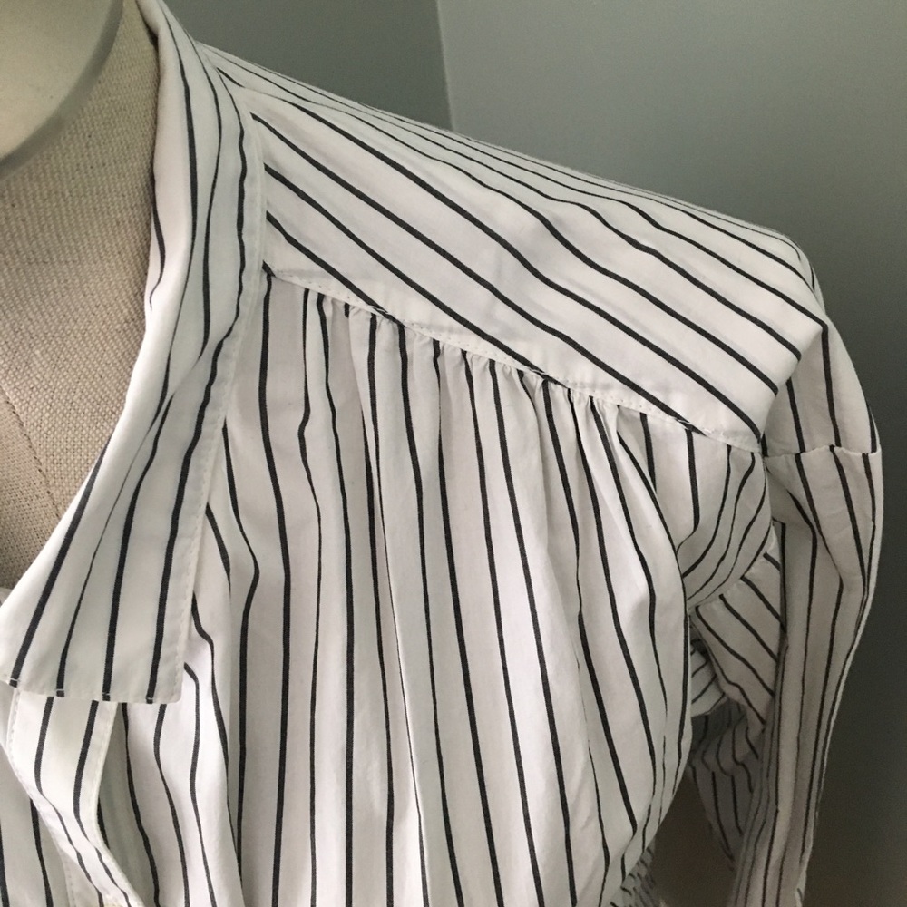 NWT GAP Blouse sz Large - Picture 2 of 4